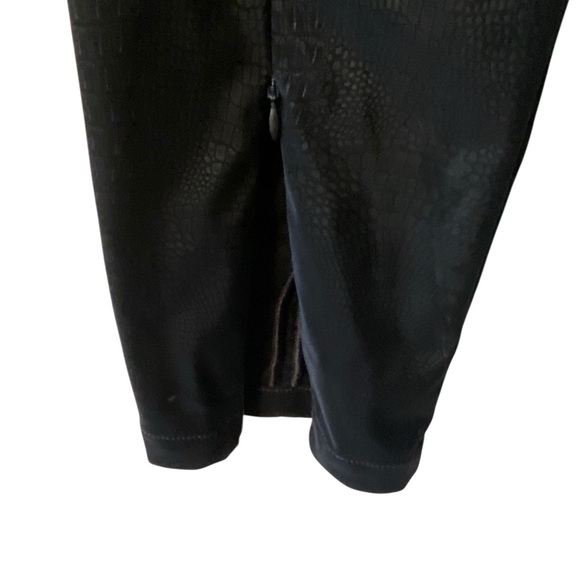 Good American The Croc Exec Black High Waist Faux Leather
Pants SZ 4 - Picture 9 of 16